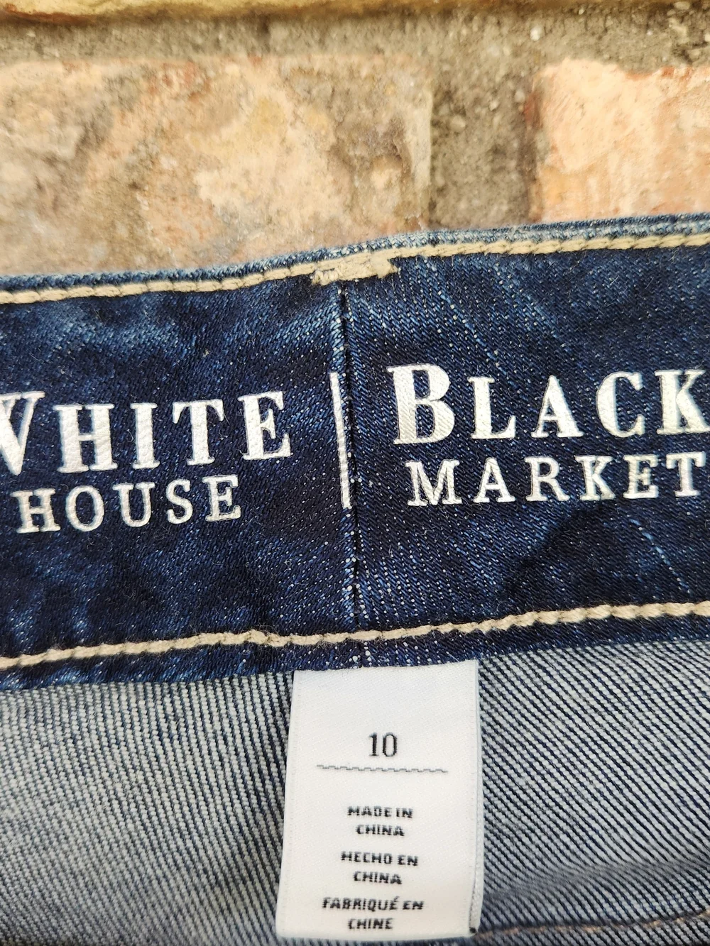 White House Black Market Women's Dark Blue Crop Jeans Size 10 - Picture 4 of 6